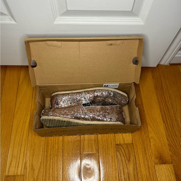 Classic Bright Multi Glitter TOMS in box - Used - Picture 2 of 6